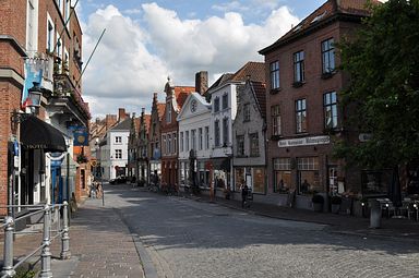 Br&uuml;gge