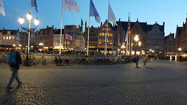 Markt, Br&uuml;gge