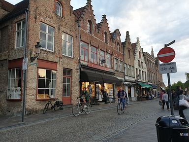 Rozenhoedkaai, Br&uuml;gge